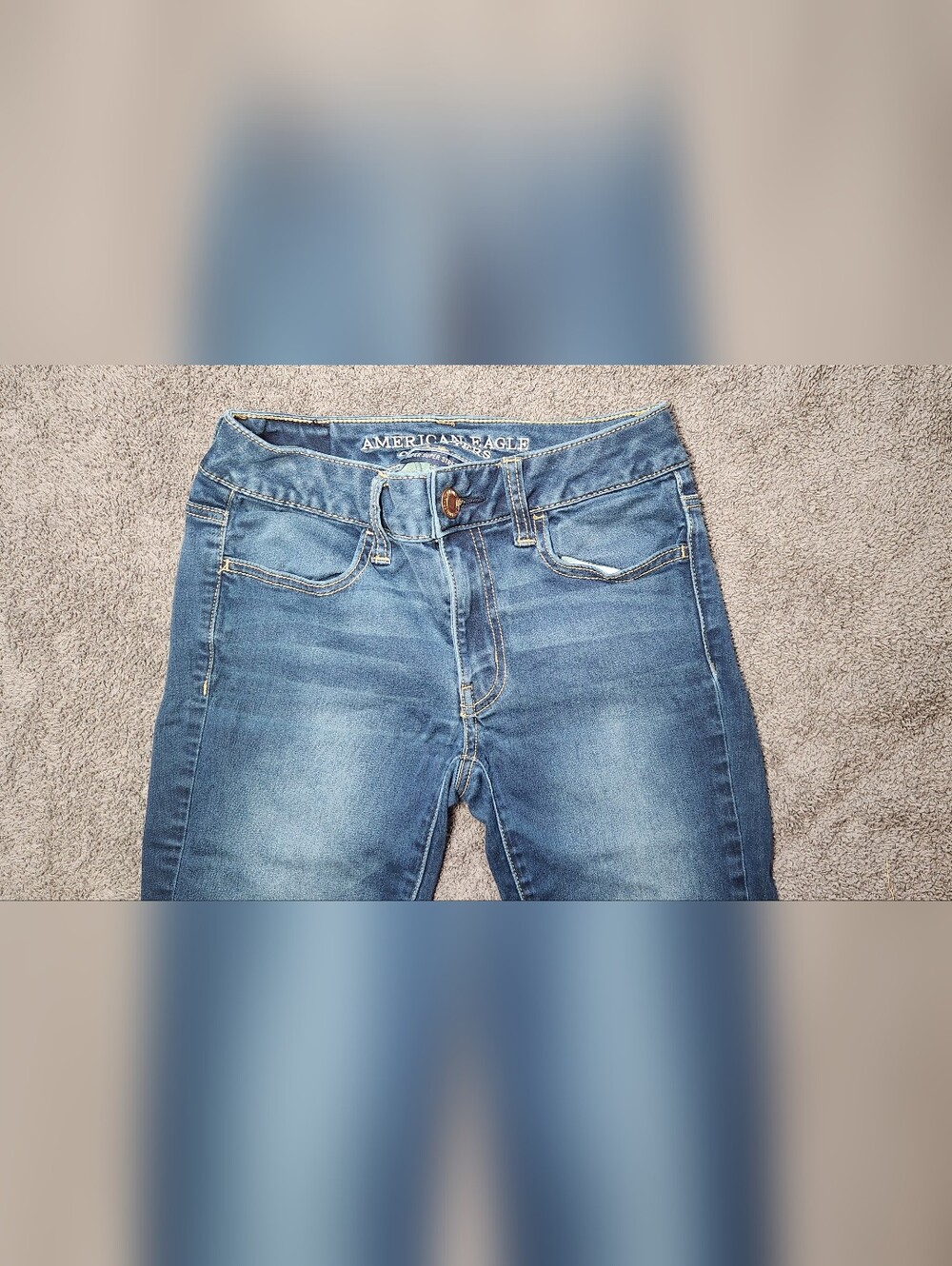 Dark Wash American Eagle Low-Rise Jeggings - Picture 10 of 16